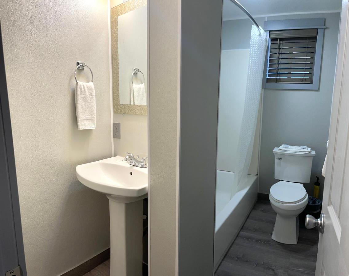 Emerald Best Motel Edmonds Εξωτερικό φωτογραφία